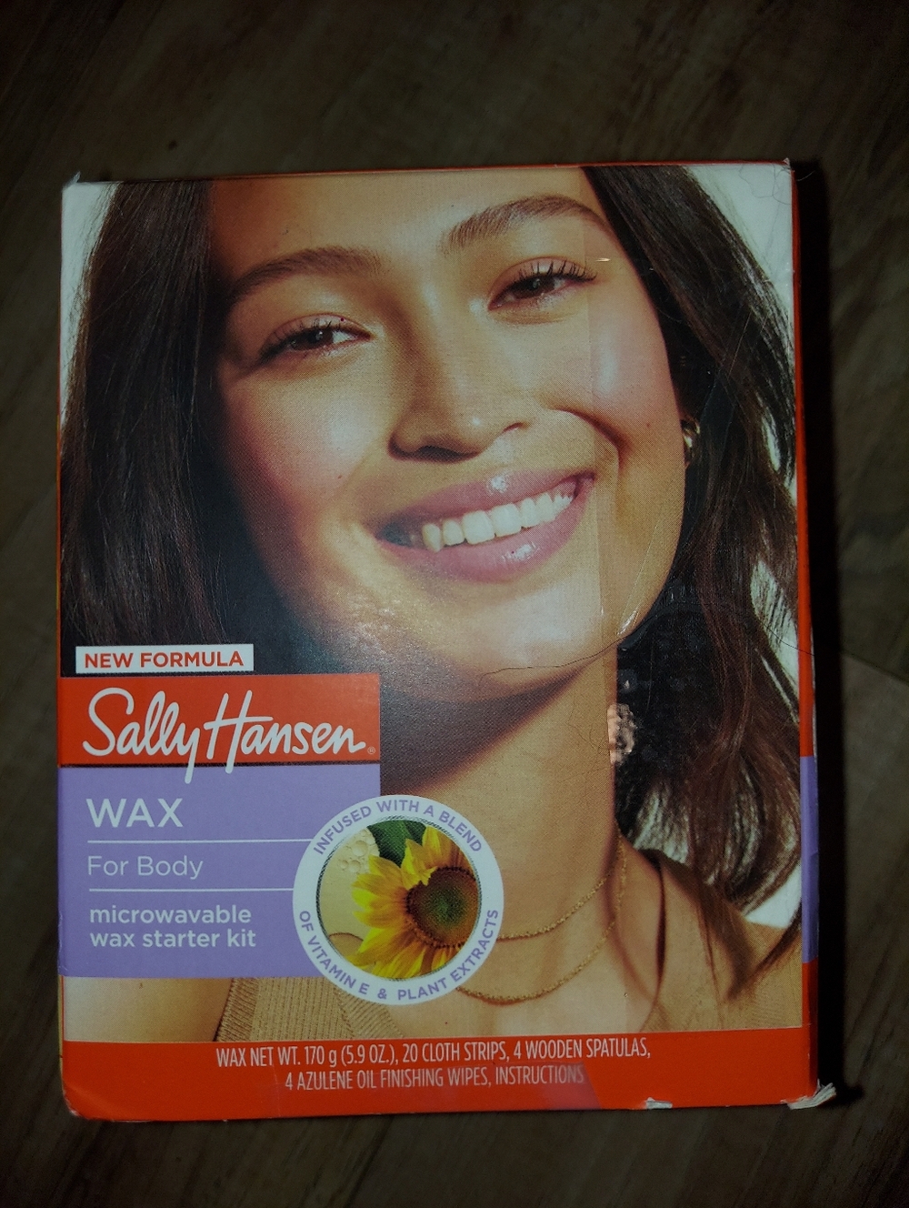 Sally Hansen Microwavable Wax Starter Kit For Body, Legs, Underarms & Bikini